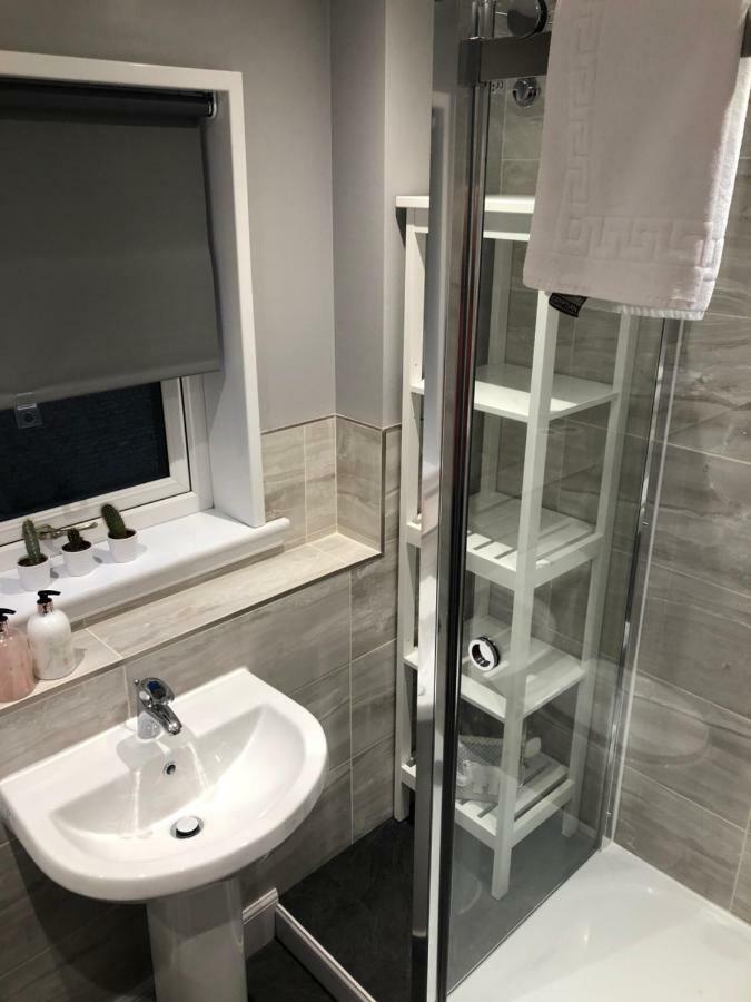 L&H Apartments Инвернесс Экстерьер фото
