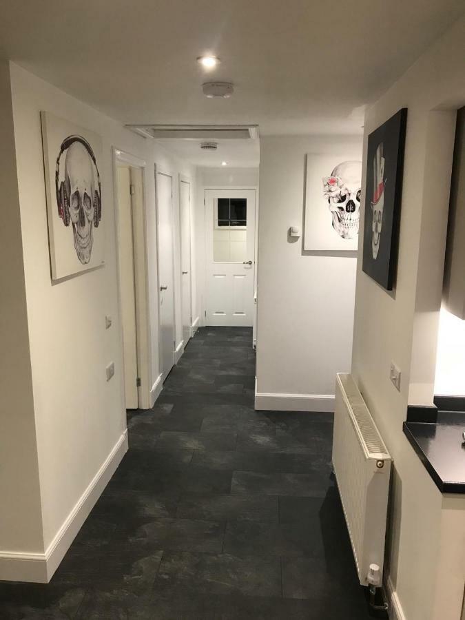L&H Apartments Инвернесс Экстерьер фото